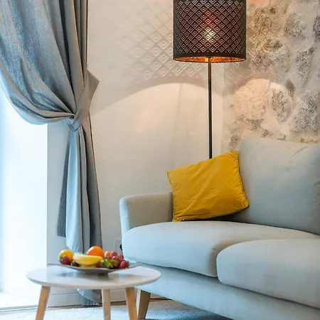 Scalini Palace Bed & Breakfast 4*